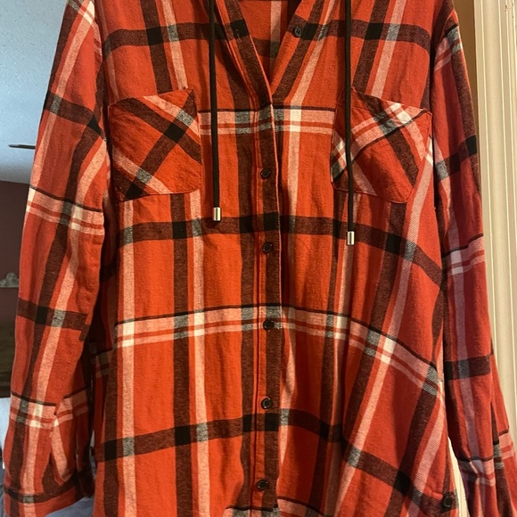 Cute Plaid Shacket or shirt with Hoodie! Gently warn ;-) - Picture 4 of 5